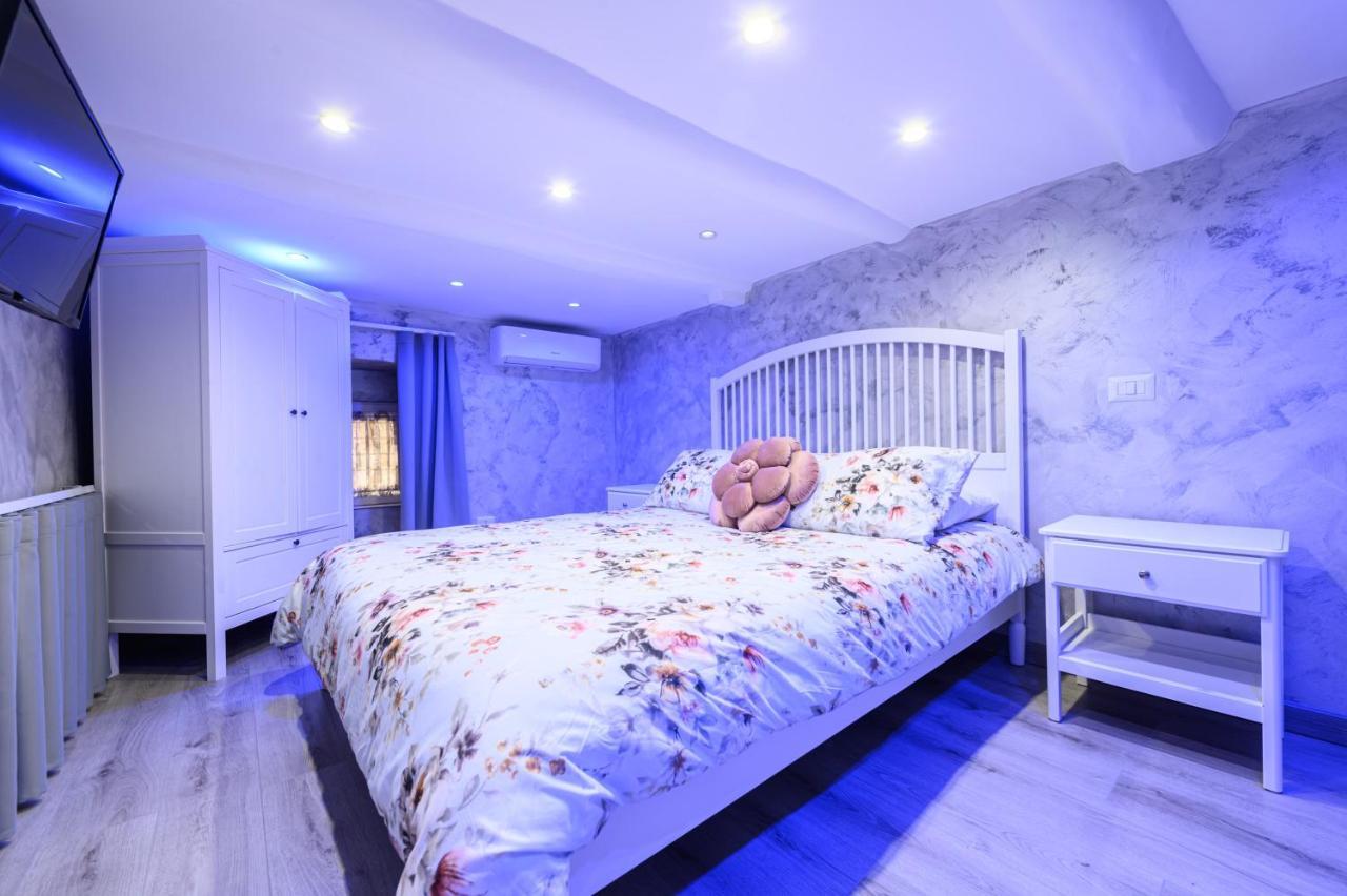 La Magnifica Napoli Apartments White House Eksteriør bilde
